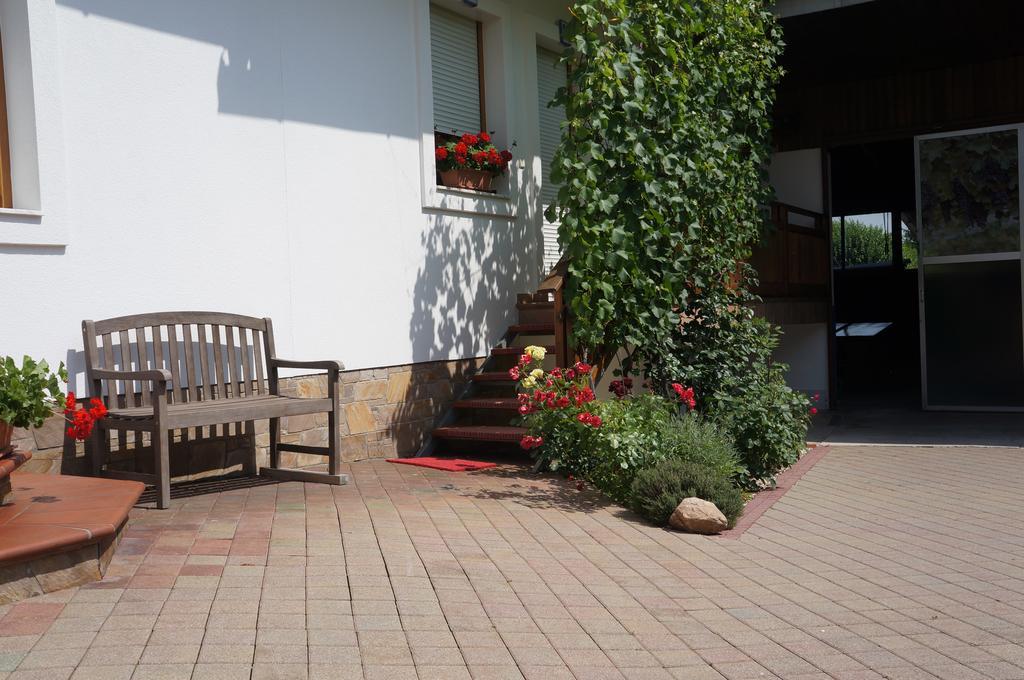 Hotel Zistler's Blaufränkischhof Deutschkreutz Exterior foto
